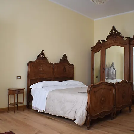 B&B Casa Quaroni Nocleg ze śniadaniem 3*